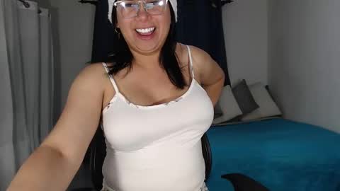 FLOR SALVAJE online show from December 2024 03:41:01 AM