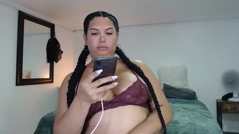 FLOR SALVAJE online show from October 2025 08:29:02 PM