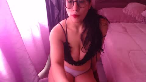 latinboobs23 online show from September 2025 02:39:02 PM