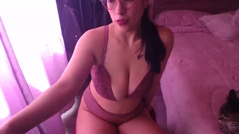 latinboobs23 online show from September 2025 02:40:01 PM