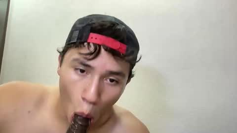 latinbro8234 online show from June 2026 06:52:02 AM