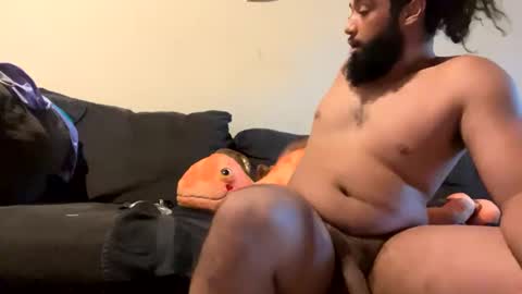 Snapshot of latinlover199518 chatting on December 2024 09:00:01 PM latinlover199518 online show from December 2024 09:00:01 PM