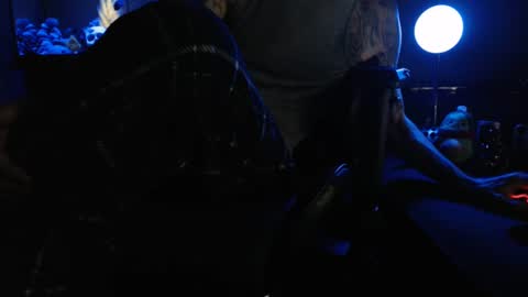 latinlover513 online show from February 2025 12:41:02 PM