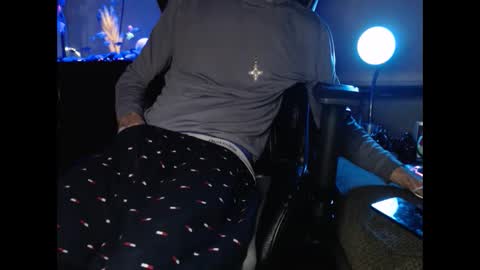 latinlover513 online show from February 2025 01:38:02 PM