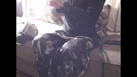 latinlover513 online show from March 2025 06:50:01 PM