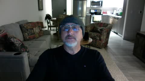 QS - INDEPENDENT MODEL online show from February 2025 01:44:01 AM