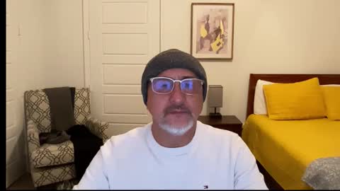 QS - INDEPENDENT MODEL online show from December 2025 04:29:02 AM