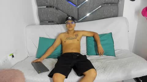 James and Sara online show from January 2026 12:46:01 AM