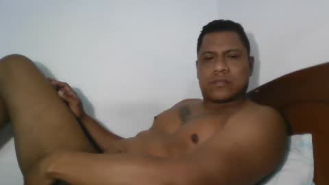 latinrayf online show from March 2025 04:13:01 AM