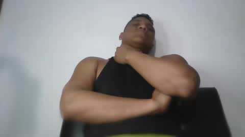 latinrayf online show from October 2025 05:19:01 AM