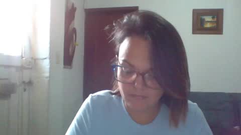 Snapshot of lau16310 chatting on July 2026 03:18:02 PM Laura online show from July 2026 03:18:02 PM