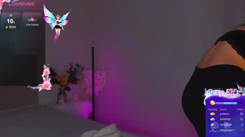 Laura online show from December 2024 12:41:01 PM