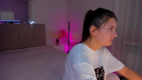 Laura online show from March 2025 09:24:02 AM