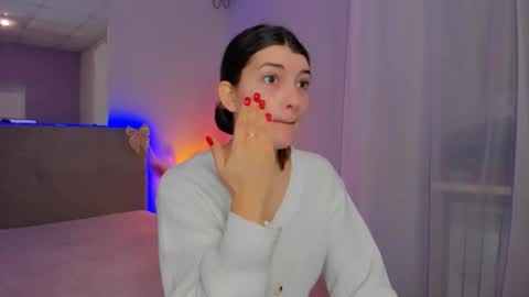 Laura online show from March 2026 05:55:02 AM