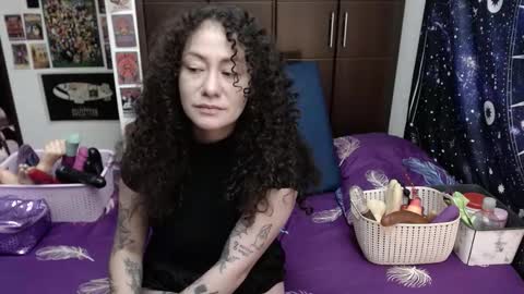  Wen  online show from October 2025 04:29:02 PM