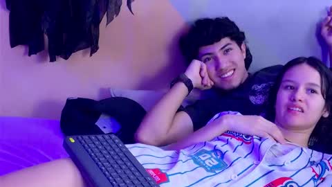 laura_and_kevin online show from October 2025 02:16:01 PM