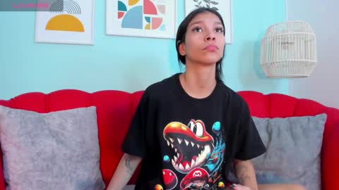 Laura online show from December 2024 01:12:01 PM