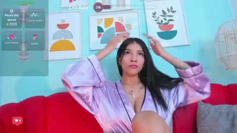 Laura online show from December 2024 07:32:01 PM