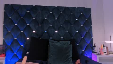 Laura Bassi online show from January 2025 01:20:01 PM