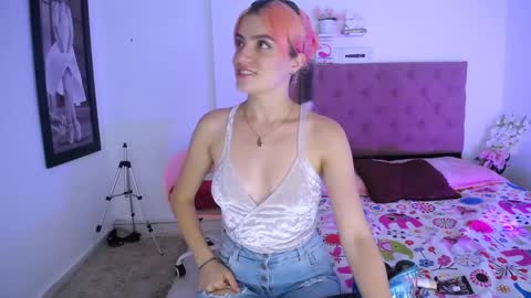 LAURA online show from December 2024 02:06:02 PM