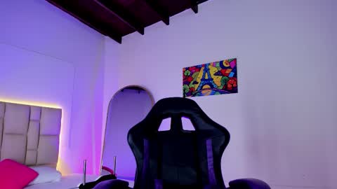laura_carmona online show from September 2025 11:44:01 AM