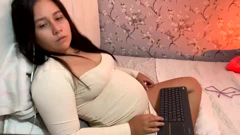 laura online show from January 2025 05:47:02 AM