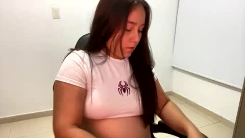 laura online show from October 2025 11:26:02 PM