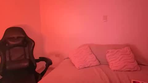 laura online show from February 2026 11:23:02 PM