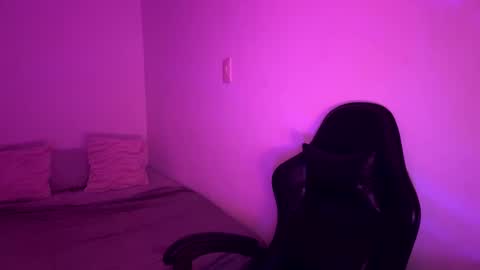 laura online show from March 2026 12:06:02 AM