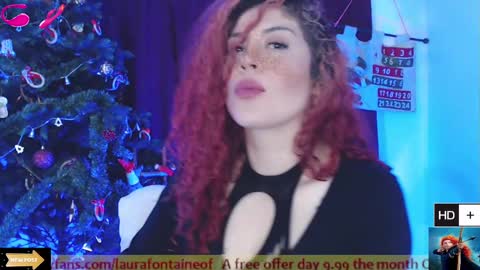 Snapshot of laura_fountain_ chatting on December 2024 02:04:02 AM weedcam Curly Laura OF online show from December 2024 02:04:02 AM