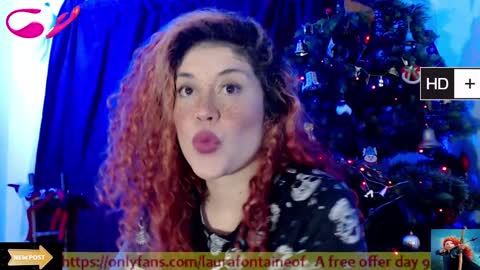 Snapshot of laura_fountain_ chatting on January 2025 09:36:02 PM weedcam Curly Laura OF online show from January 2025 09:36:02 PM