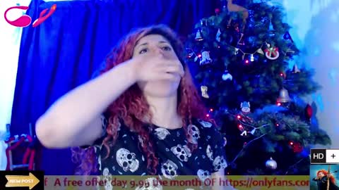 Snapshot of laura_fountain_ chatting on January 2025 12:37:02 AM weedcam Curly Laura OF online show from January 2025 12:37:02 AM