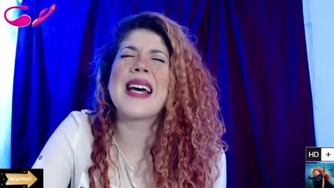 Snapshot of laura_fountain_ chatting on February 2025 08:49:01 PM weedcam Curly Laura OF online show from February 2025 08:49:01 PM