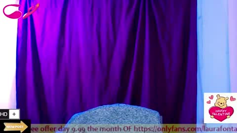 Snapshot of laura_fountain_ chatting on February 2025 09:43:01 PM weedcam Curly Laura OF online show from February 2025 09:43:01 PM