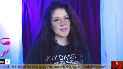 Snapshot of laura_fountain_ chatting on March 2025 09:59:02 PM weedcam Curly Laura OF online show from March 2025 09:59:02 PM