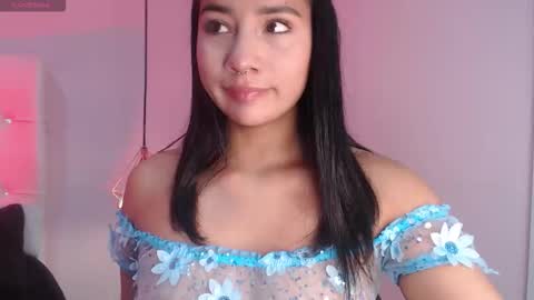Snapshot of laura_golden1 chatting on October 2025 11:53:02 AM lLAURA online show from October 2025 11:53:02 AM