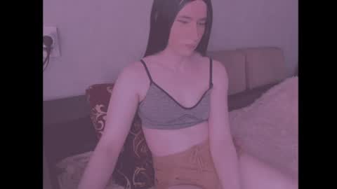 laura_night_byte online show from June 2026 05:50:02 AM