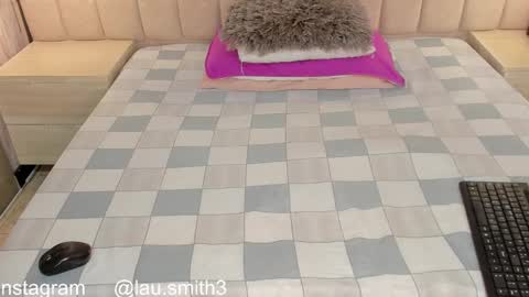 laura online show from December 2025 12:53:02 PM