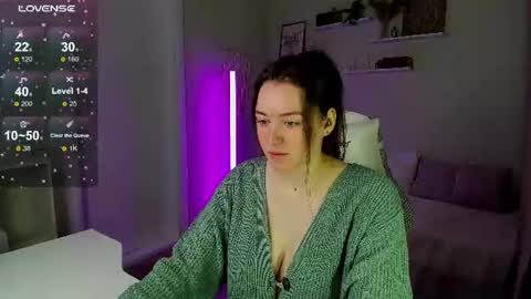 Snapshot of lauraa_collins chatting on June 2026 12:57:02 AM kate online show from June 2026 12:57:02 AM
