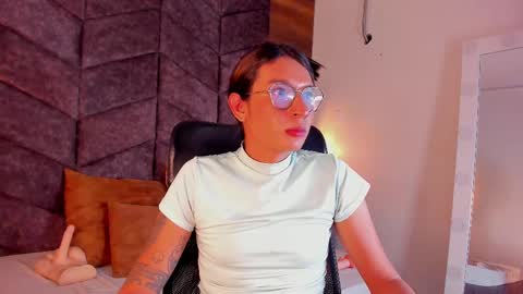 lauraagomezz__ online show from January 2025 01:37:02 AM