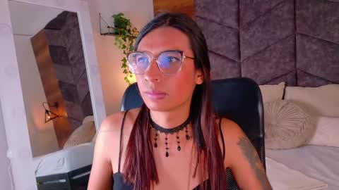 lauraagomezz__ online show from October 2025 09:14:02 PM