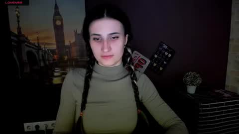 Snapshot of lauradre_ chatting on January 2025 10:18:02 AM Laura online show from January 2025 10:18:02 AM