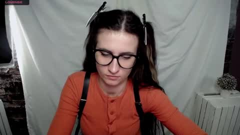 Snapshot of lauradre_ chatting on January 2025 11:48:01 AM Laura online show from January 2025 11:48:01 AM