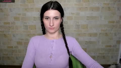 Snapshot of lauradre_ chatting on February 2025 11:46:02 AM Laura online show from February 2025 11:46:02 AM