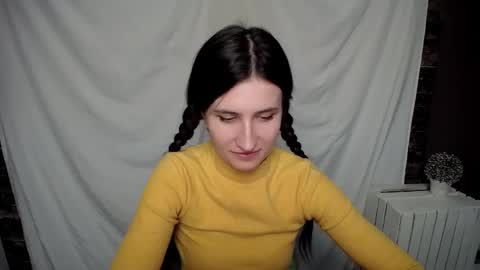 Snapshot of lauradre_ chatting on February 2025 11:49:01 AM Laura online show from February 2025 11:49:01 AM