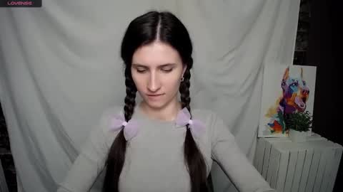 Snapshot of lauradre_ chatting on March 2025 08:23:02 AM Laura online show from March 2025 08:23:02 AM