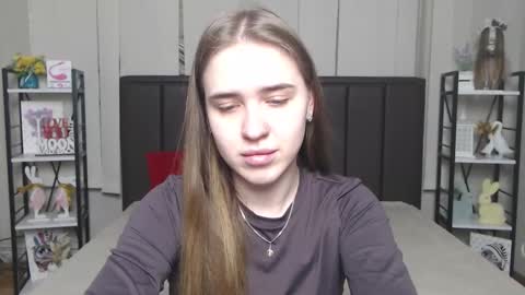 LauraHlot online show from November 2025 06:54:01 PM