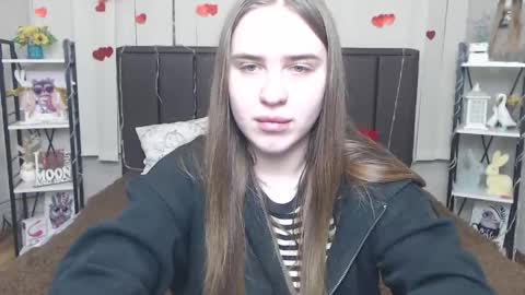 Snapshot of laurahlot chatting on May 2026 06:09:01 PM LauraHlot online show from May 2026 06:09:01 PM