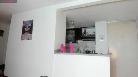 Snapshot of lauramcdowell_ chatting on June 2026 09:50:02 PM Laura online show from June 2026 09:50:02 PM