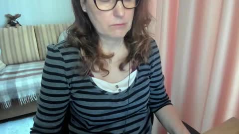 Lauraoven1 online show from March 2026 07:23:01 AM